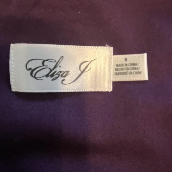 Beautiful, Aubergine colored, Sequin floor-length formal gown - Picture 8 of 9